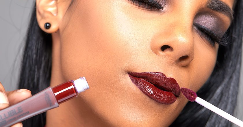 Loreal Paris BMAG Slideshow How to Create a Gothic Vampire Makeup Look for Halloween Slide 6
